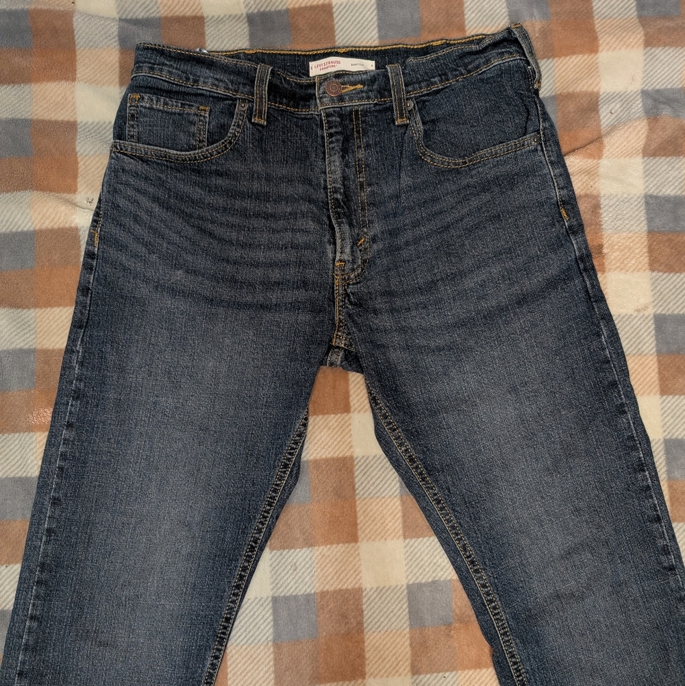 Signature by Levi Strauss & Co. Men’s Bootcut Jeans - Dark Wash W30 L32